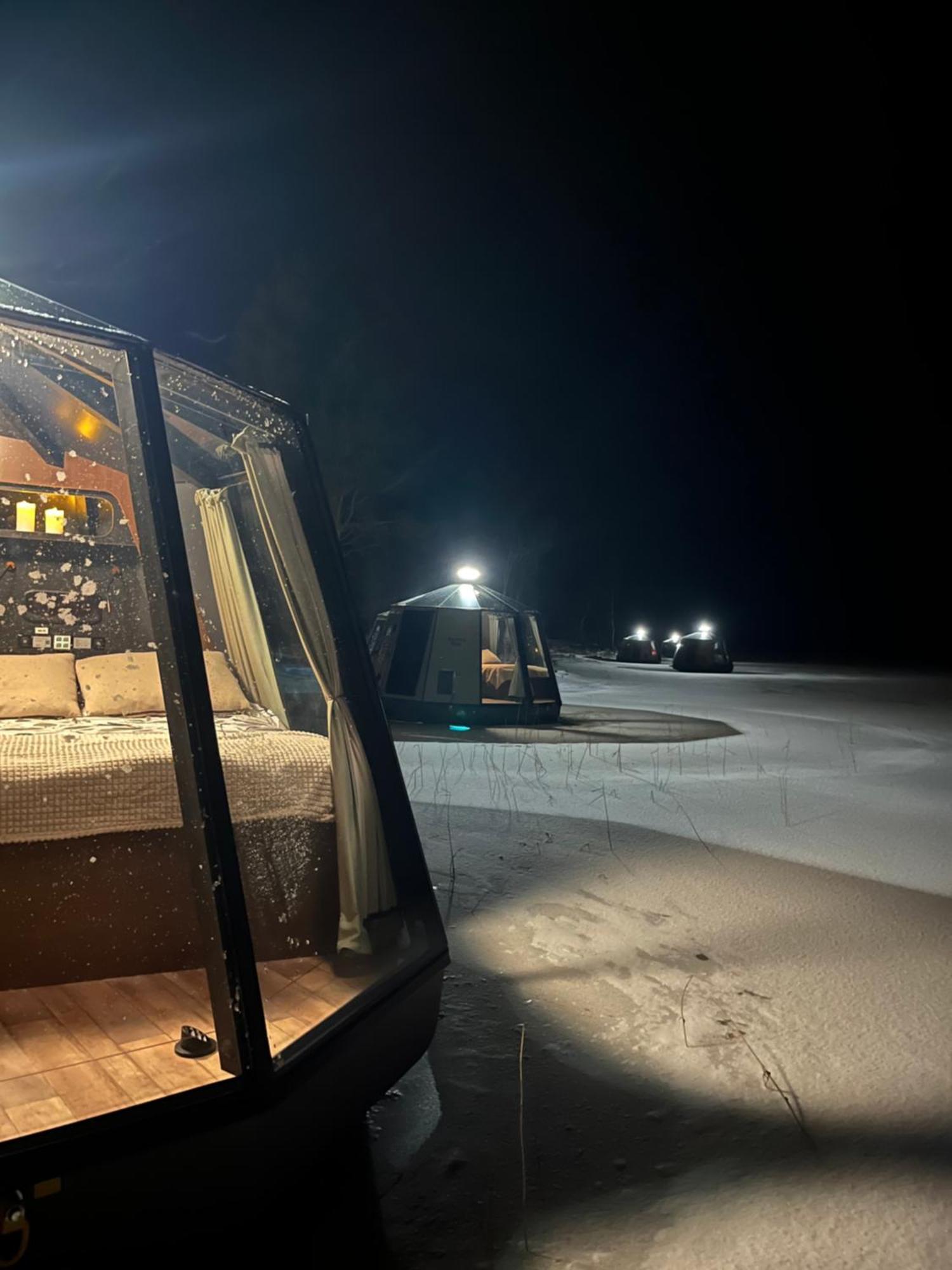 Vikajaervi Lake View Experience Igloos Rovaniemi Ngoại thất bức ảnh
